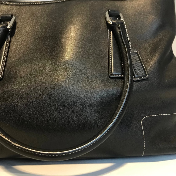 Chic Coach, Black Leather Satchel! - Picture 4 of 8
